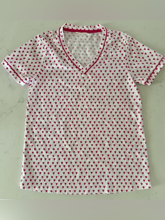 Roller Rabbit Other - Roller Rabbit Mismatched Pajama Set with S Pink Heart and XS Blue Heart